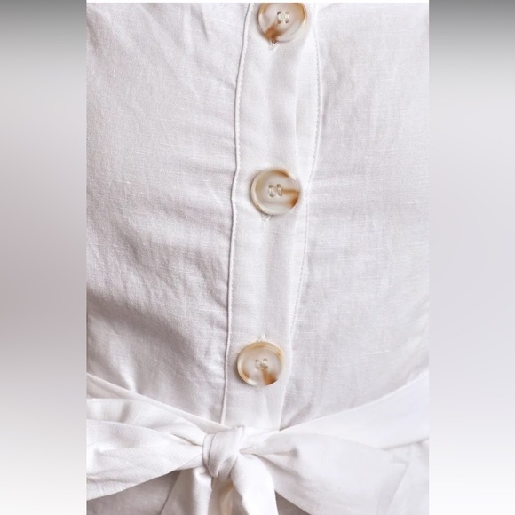 Charlie Holiday Cleo White Button-Front Puff Sleeve Culotte Jumpsuit XS - Picture 5 of 8